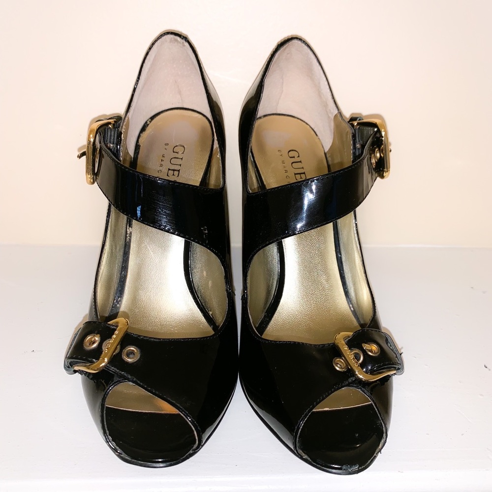 🛍GUESS MARCIANO Black Patent Buckle Strap Heels 6